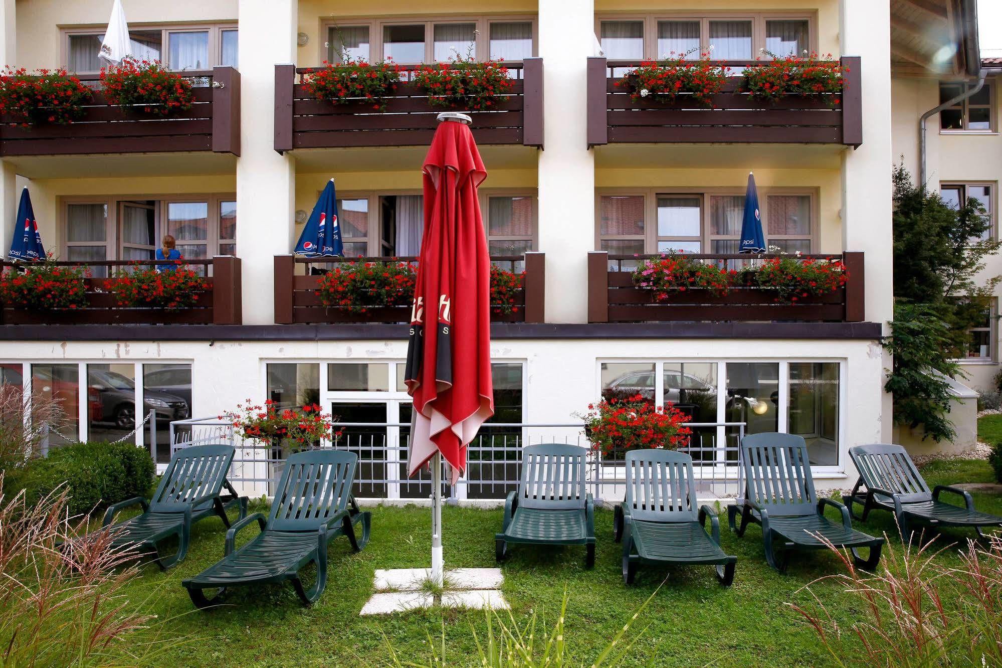Sonnenhotel Fuerstenbauer Боденмайс Екстер'єр фото